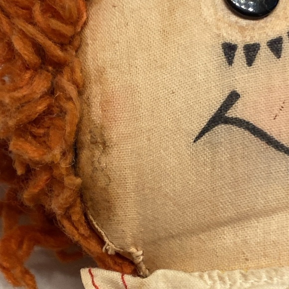 Vintage Raggedy Ann doll, approximately 20”, metal eyes - Picture 10 of 16